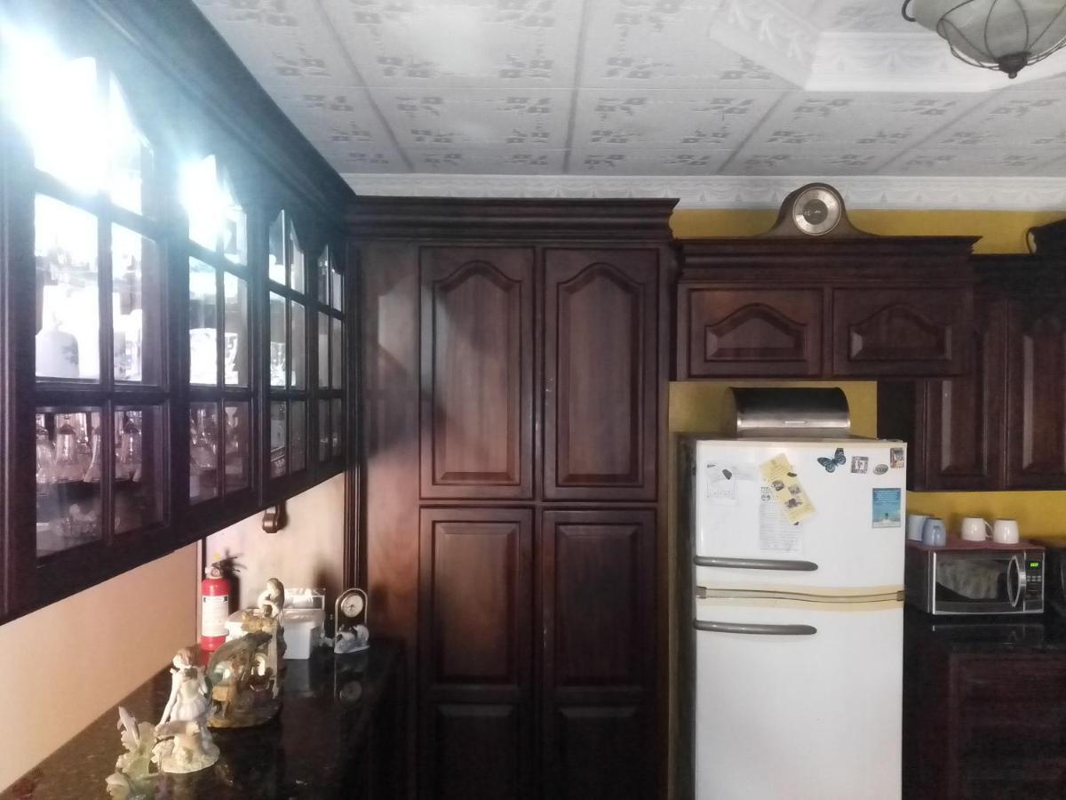 Alexander B&B Alajuela Extérieur photo